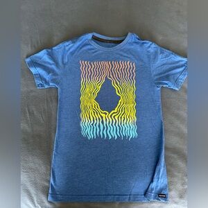 Volcom boys t-shirt, M, per and smoke free home, never worn, washed once